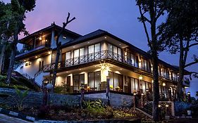 Villa Sawah Resort